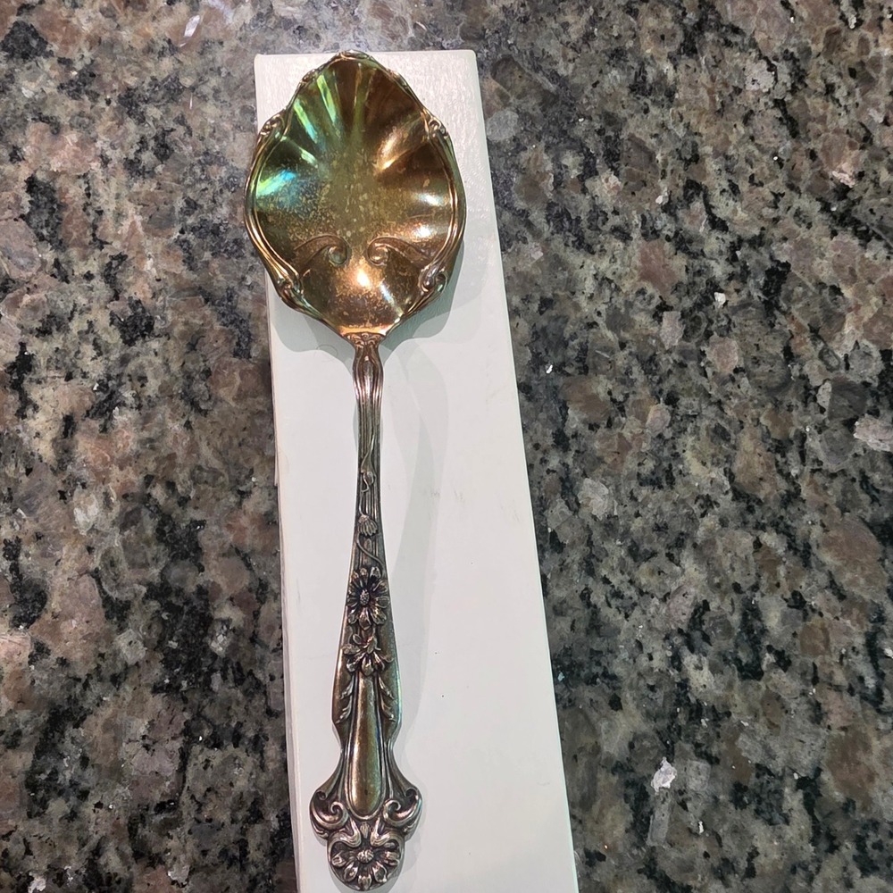 Antique Watson Co Lily 1904 Sterling Silver Berry Spoon Gold Wash Shell‎ Bowl